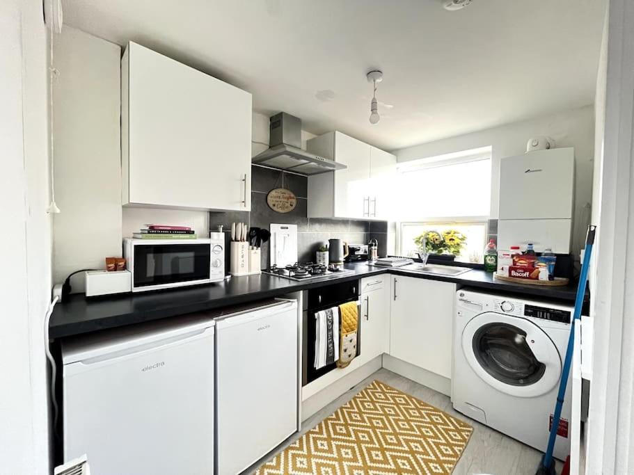 Central Winchester Serviced Apartments 外观 照片