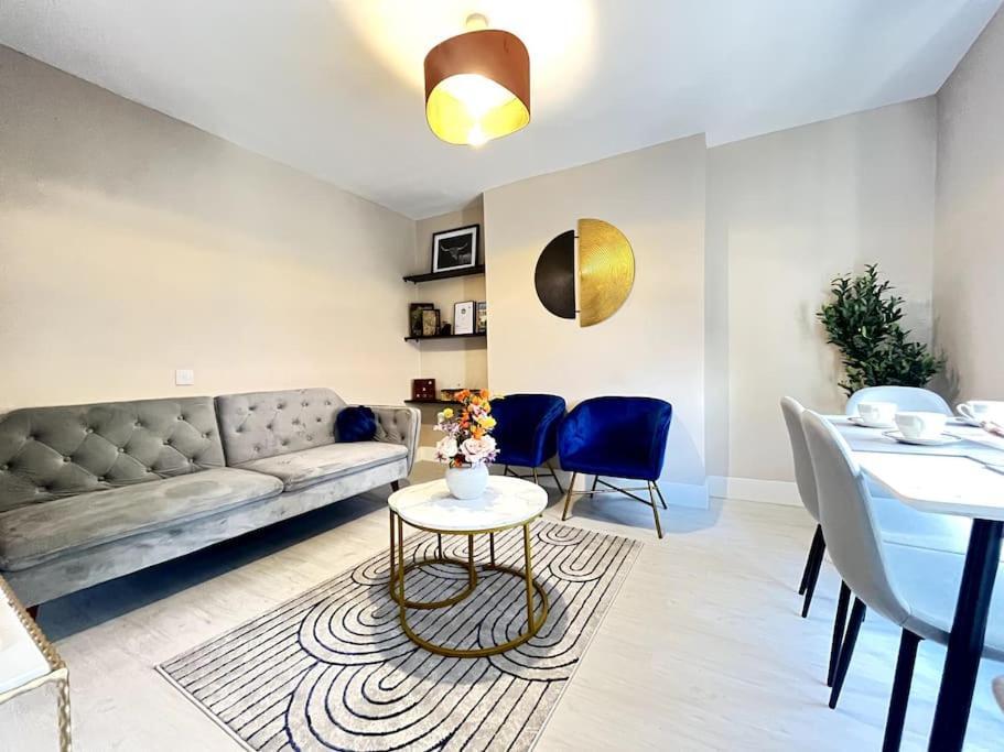 Central Winchester Serviced Apartments 外观 照片