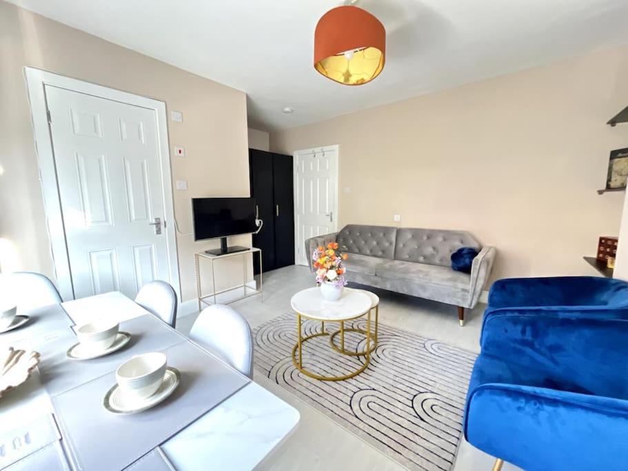 Central Winchester Serviced Apartments 外观 照片