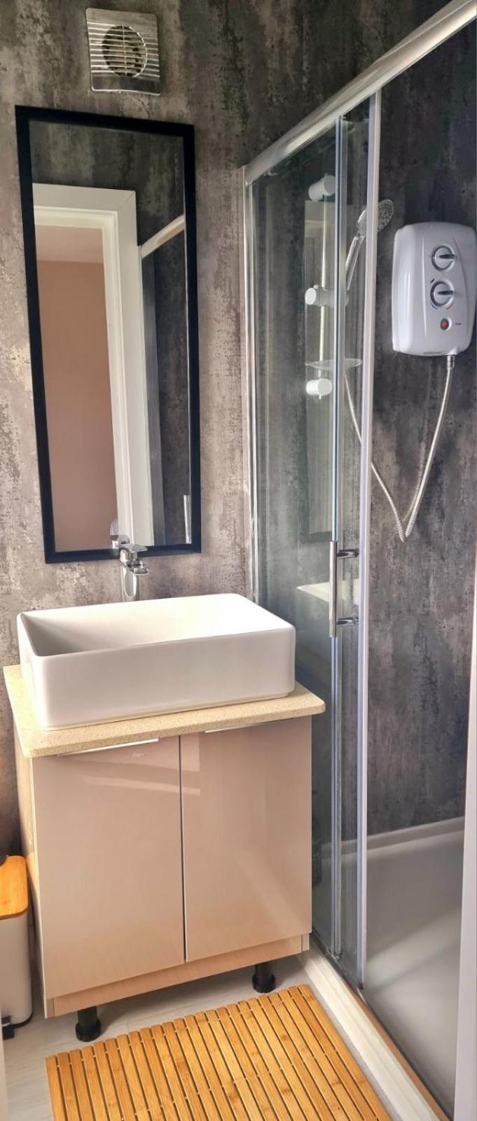 Central Winchester Serviced Apartments 外观 照片